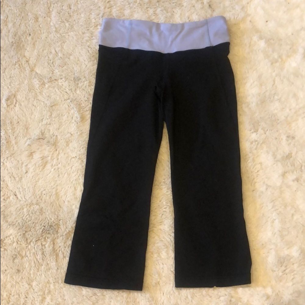 Lululemon clam diggers 6 (2827)